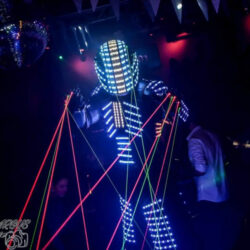 Robot LED Neuchâtel ⋆ Bryan Image