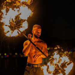 Spectacle de feu Genève - Bâton du dragon